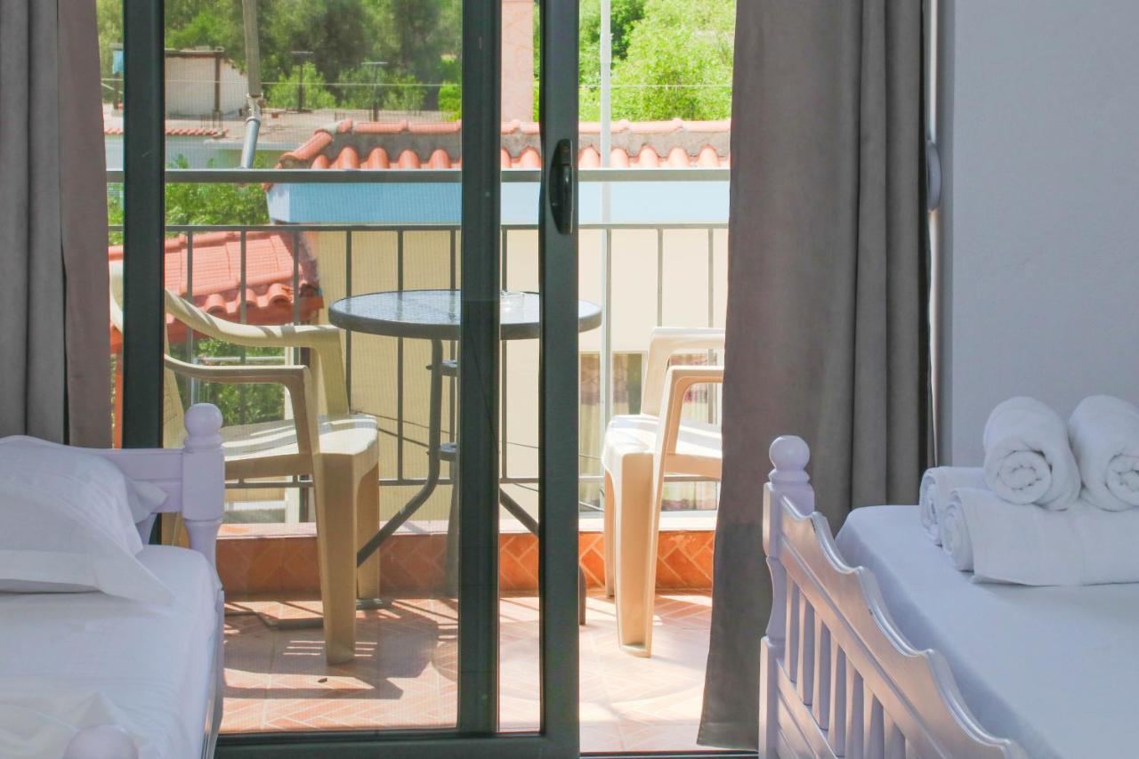 Bora Rooms Himare Luaran gambar