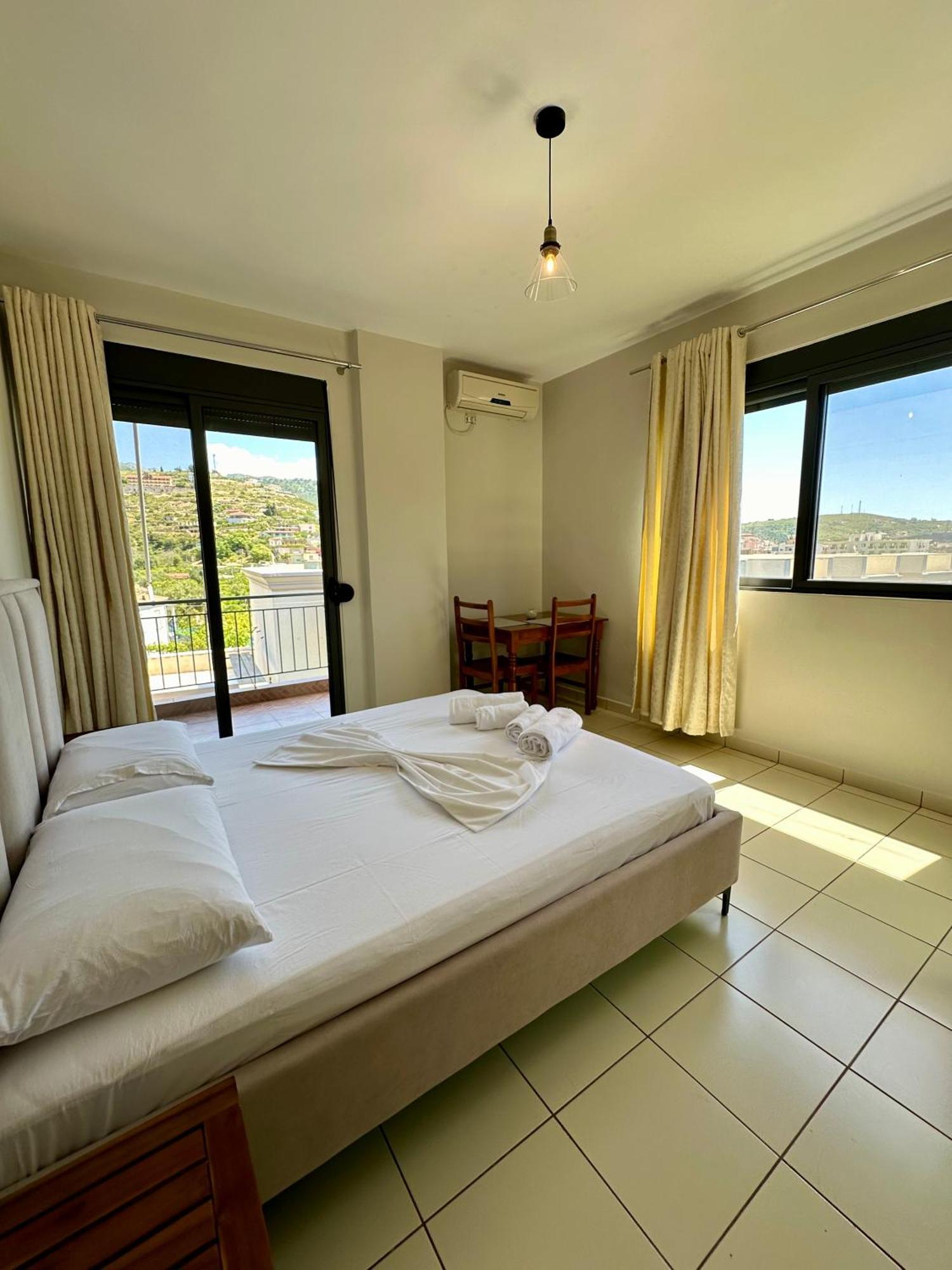 Bora Rooms Himare Luaran gambar